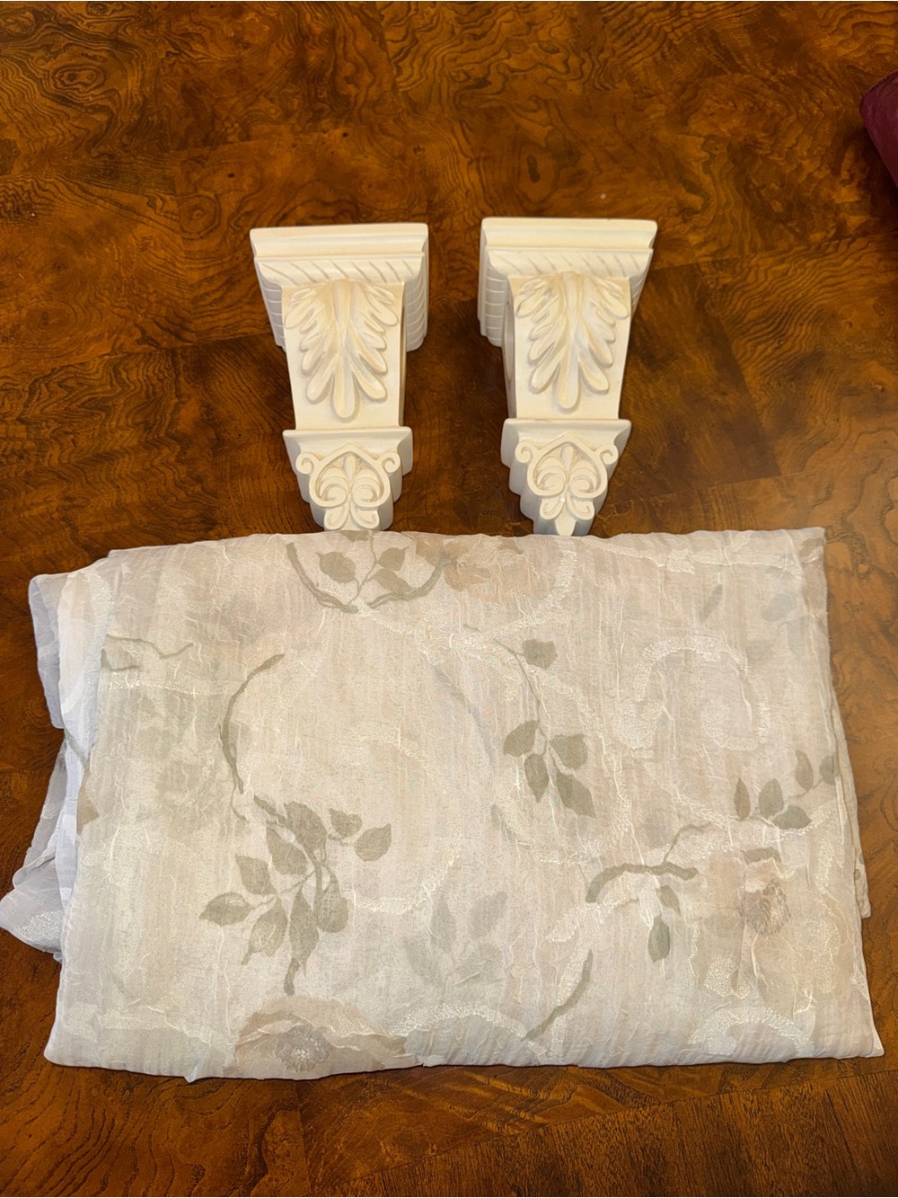 Classic Cream Resin Corbels with Floral-Print Sheer Curtain Panel